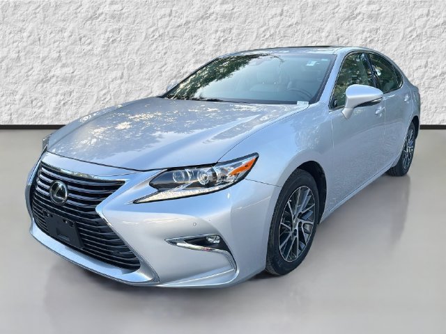 Used 2016 Lexus ES 350 w/ Luxury Package w/Wood Trim FWD image 7