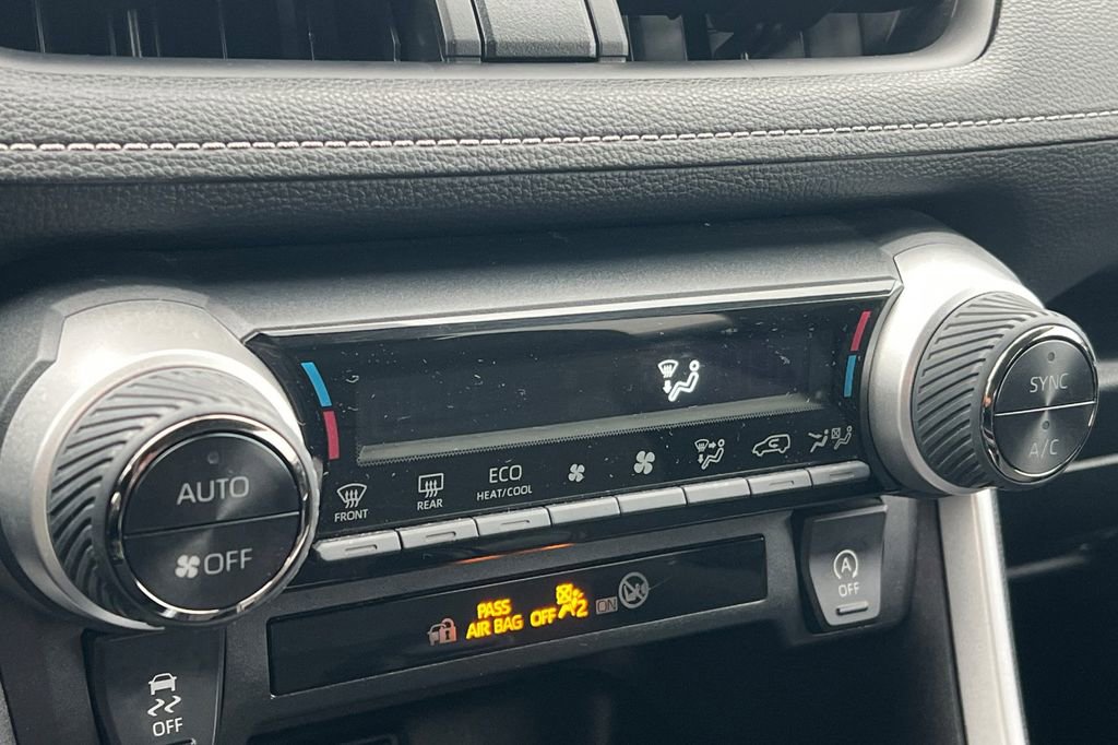 Used 2024 Toyota RAV4 XLE image 20