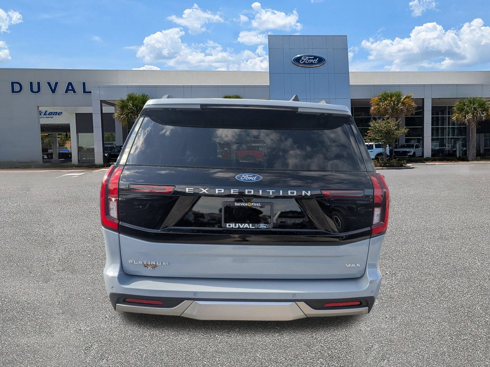 New 2025 Ford Expedition Max Platinum w/ Platinum Ultimate Package AWD/4WD image 5
