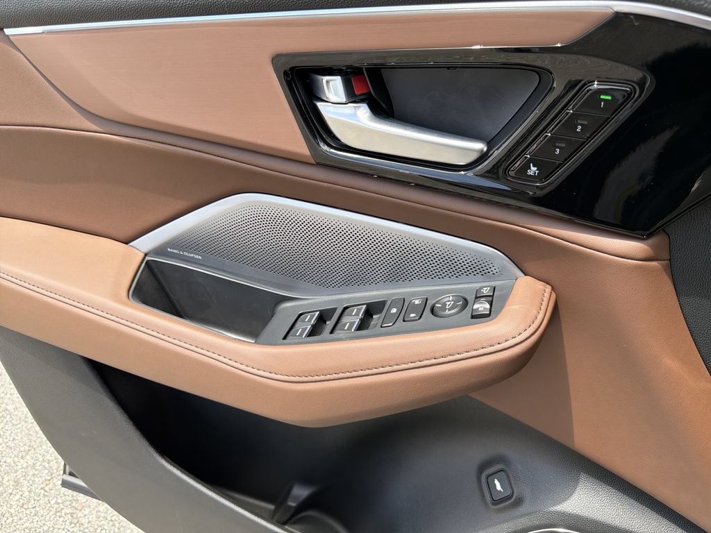 New 2026 Acura MDX w/ Technology Package FWD image 23