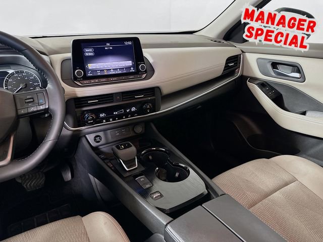 Used 2025 Nissan Rogue SV image 23