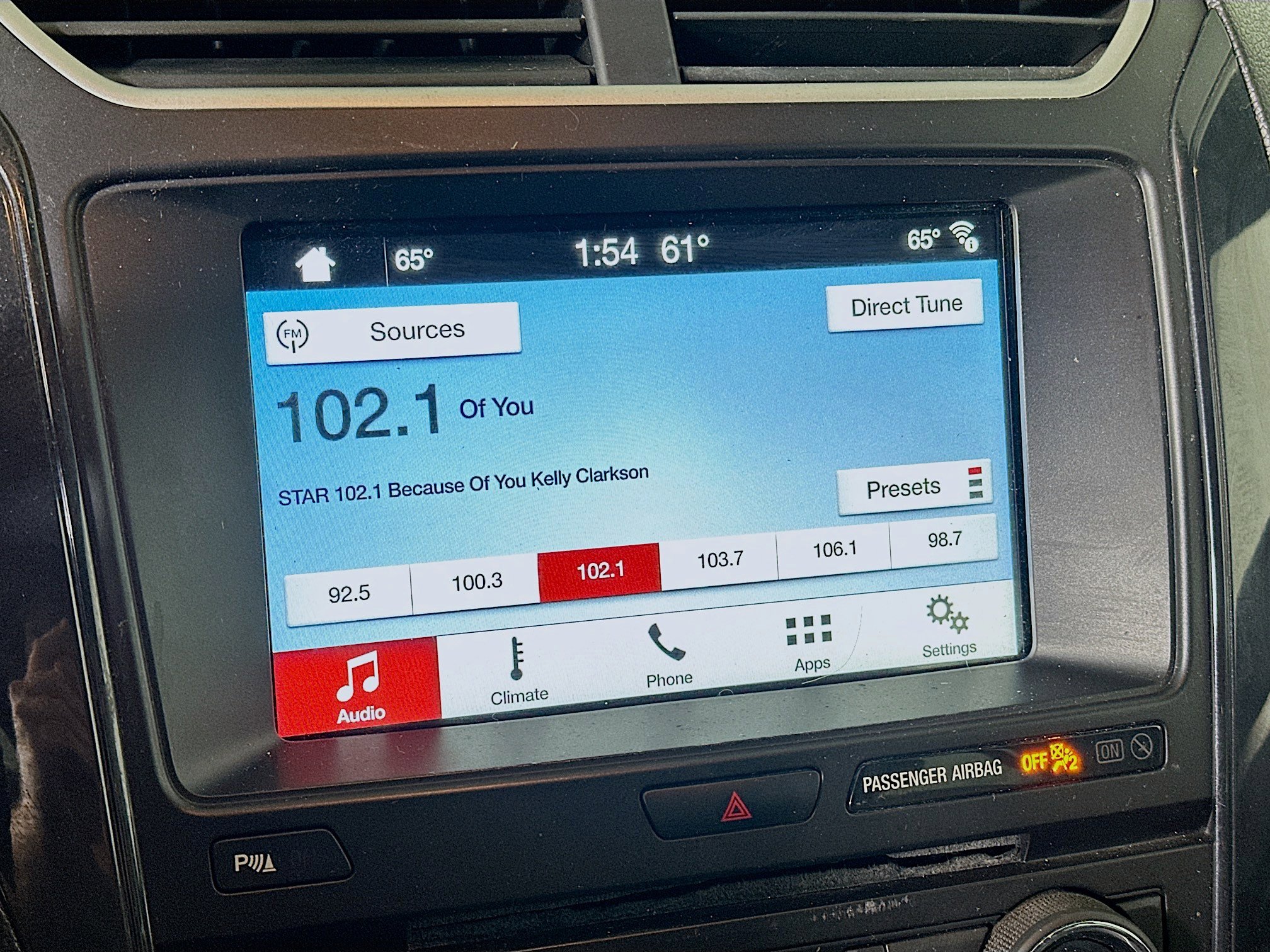 Used 2017 Ford Explorer XLT w/ Equipment Group 202A FWD image 21