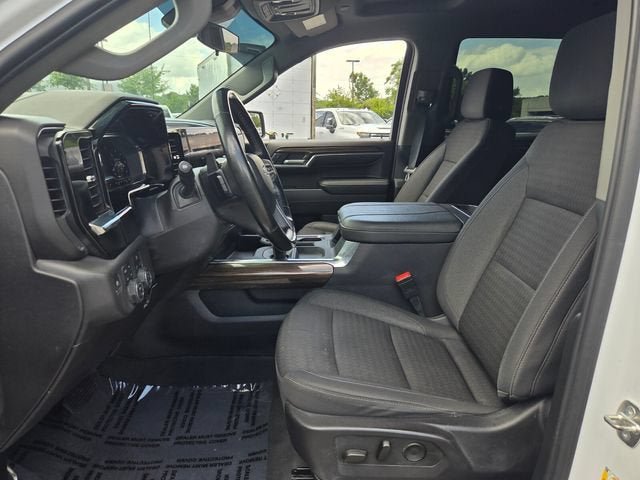 Used 2024 Chevrolet Silverado 1500 LT Trail Boss w/ Protection Package AWD/4WD image 10