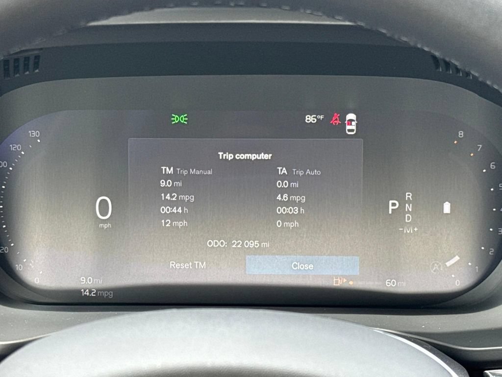 Certified 2023 Volvo XC60 B6 Ultimate w/ Climate Package AWD/4WD image 12