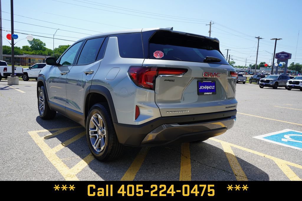 Used 2026 GMC Terrain Elevation FWD image 11