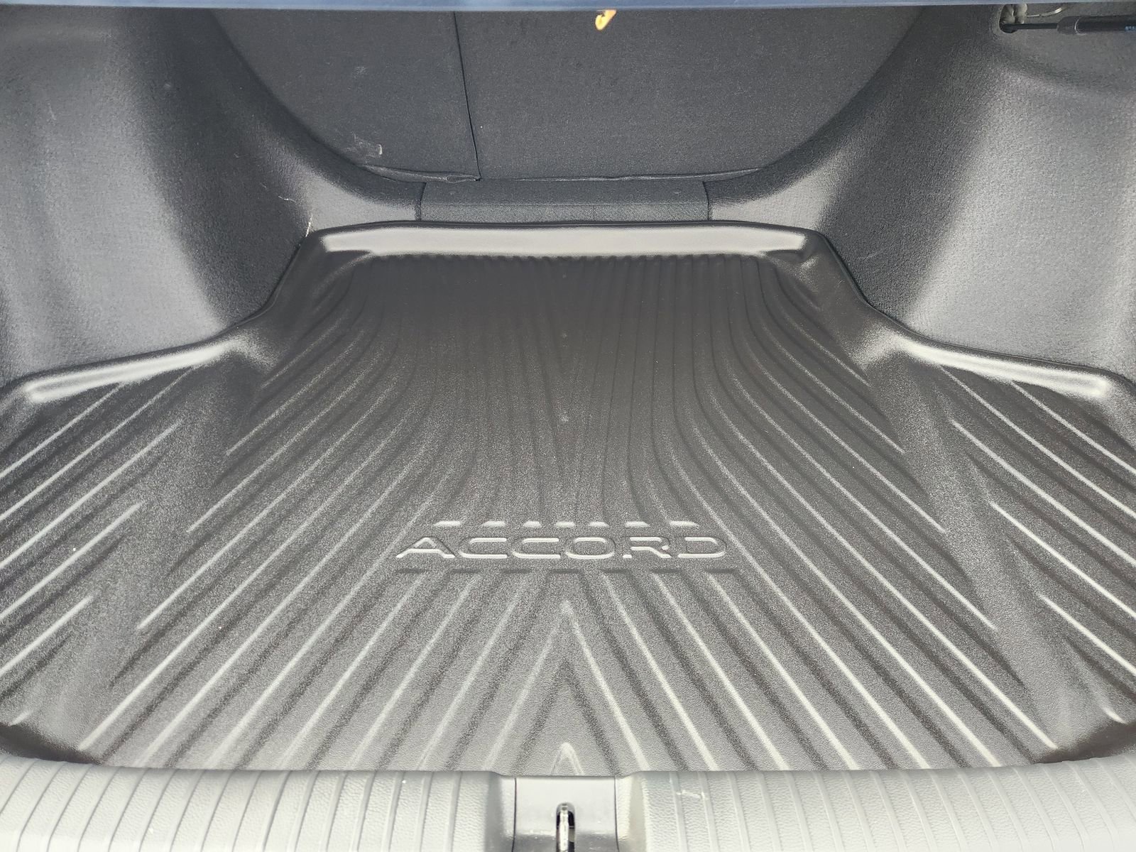 Used 2024 Honda Accord EX image 35