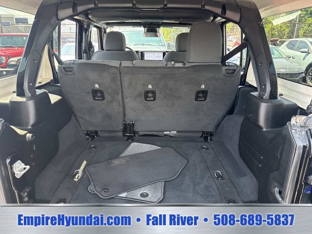 Used 2024 Jeep Wrangler Unlimited Sport AWD/4WD image 5