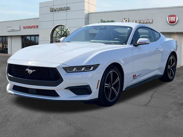 Used 2024 Ford Mustang Premium image 3