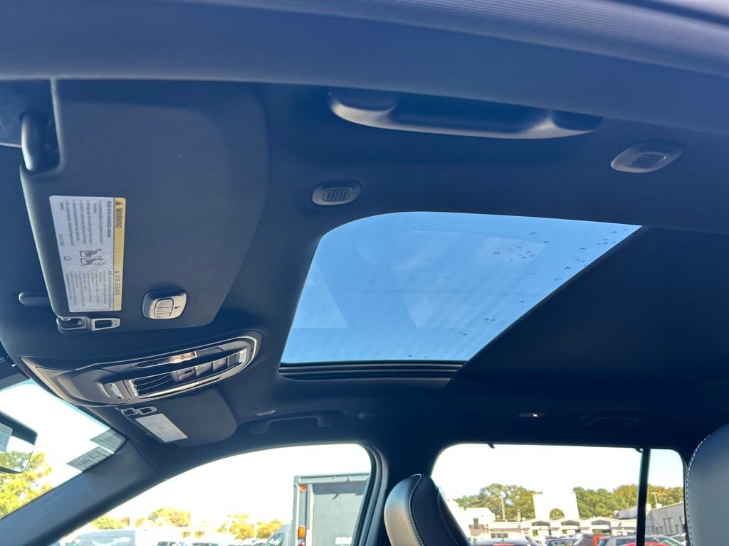 New 2025 Jeep Grand Cherokee L Limited w/ Luxury Tech Group II image 22