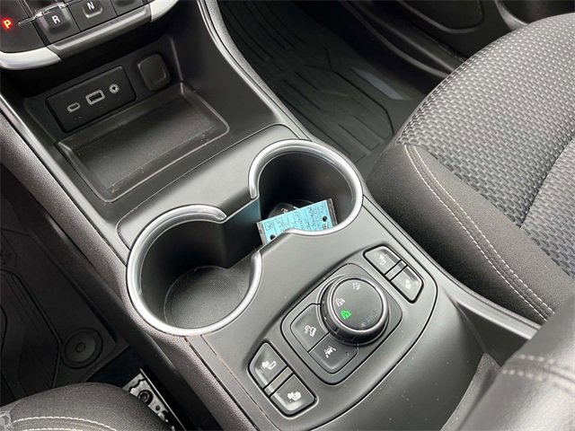 Used 2022 GMC Terrain SLE w/ Driver Convenience Package image 23