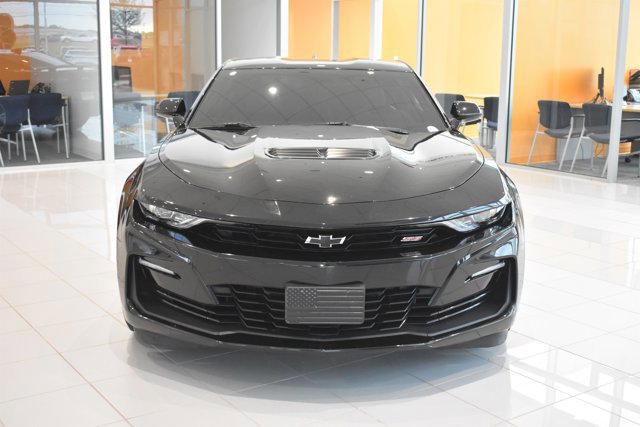 Used 2021 Chevrolet Camaro SS image 2