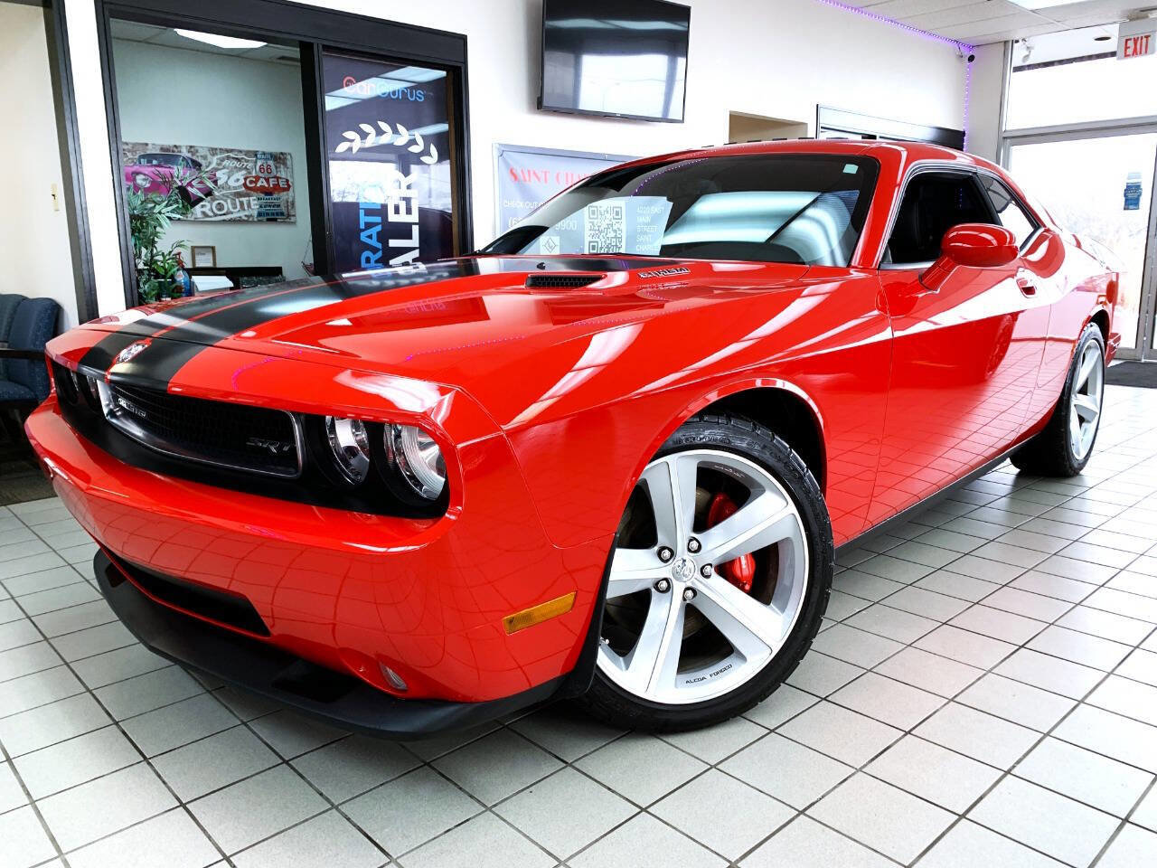 Used 2010 Dodge Challenger SRT8 w/ SRT Option Group II image 1