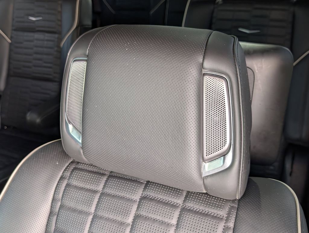 Used 2024 Cadillac Escalade Sport Platinum image 15