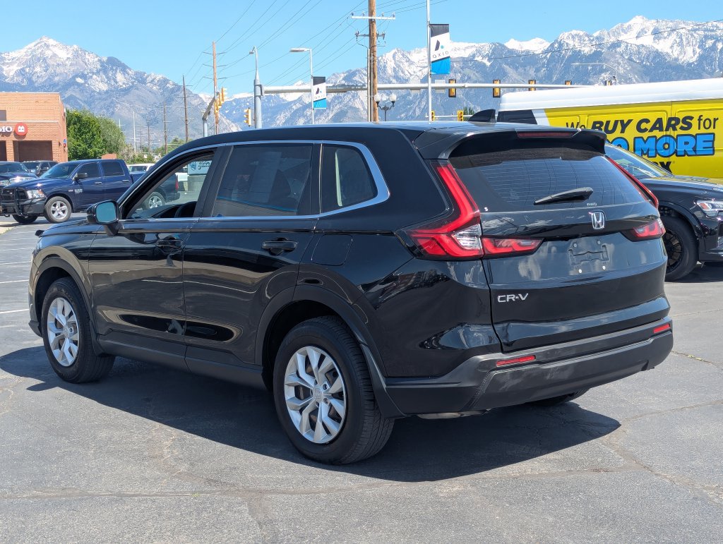Used 2024 Honda CR-V LX image 7