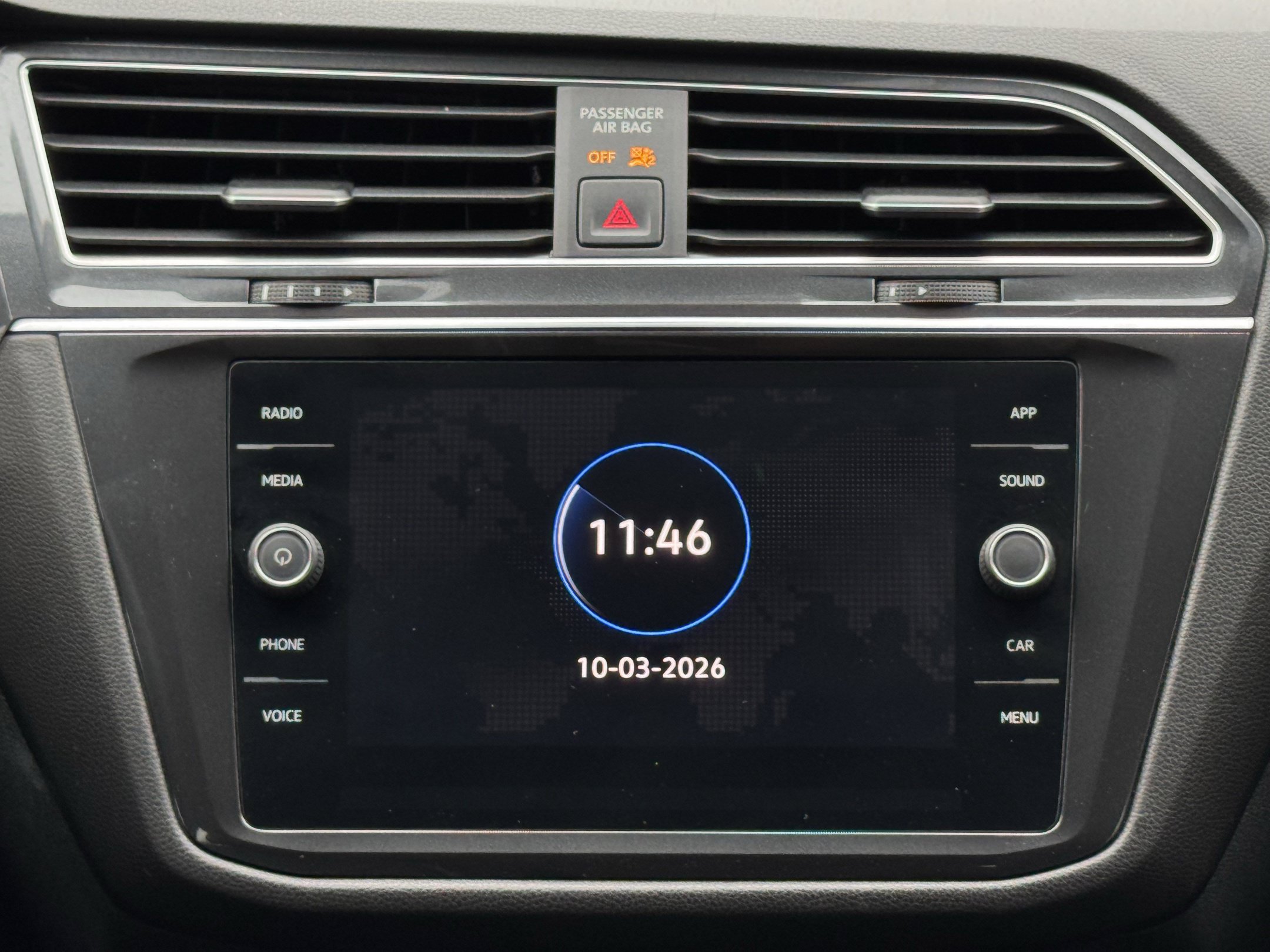 Used 2022 Volkswagen Tiguan SE FWD image 17