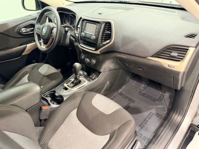 Used 2018 Jeep Cherokee Latitude image 40