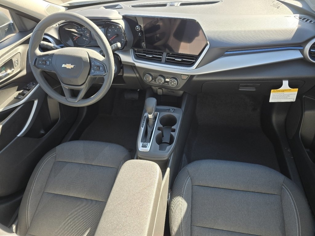 New 2026 Chevrolet Trax LS image 12