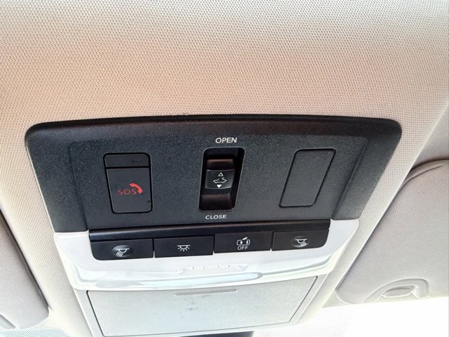 Used 2019 Nissan Altima 2.5 Platinum image 18