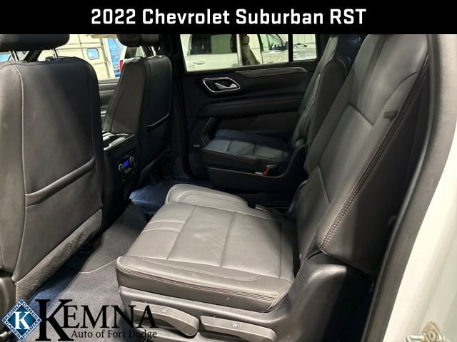 Used 2022 Chevrolet Suburban RST w/ Luxury Package image 29