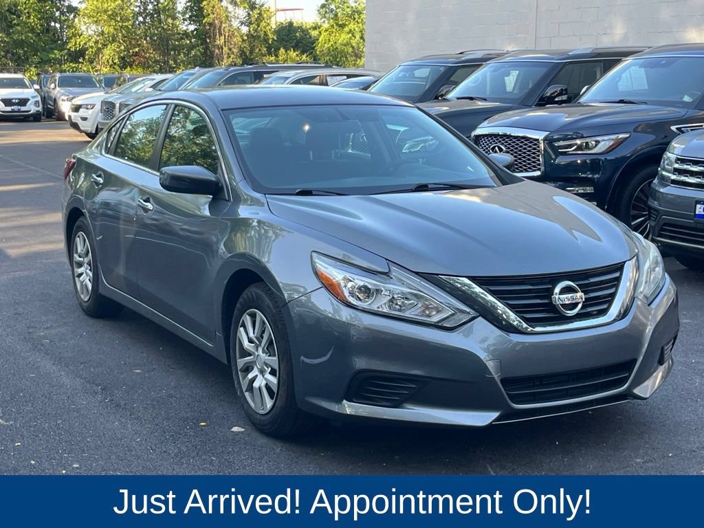 Used 2018 Nissan Altima 2.5 S w/ S Convenience Package