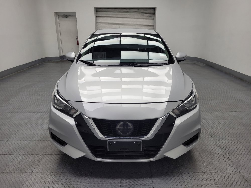 Used 2020 Nissan Versa SV image 15