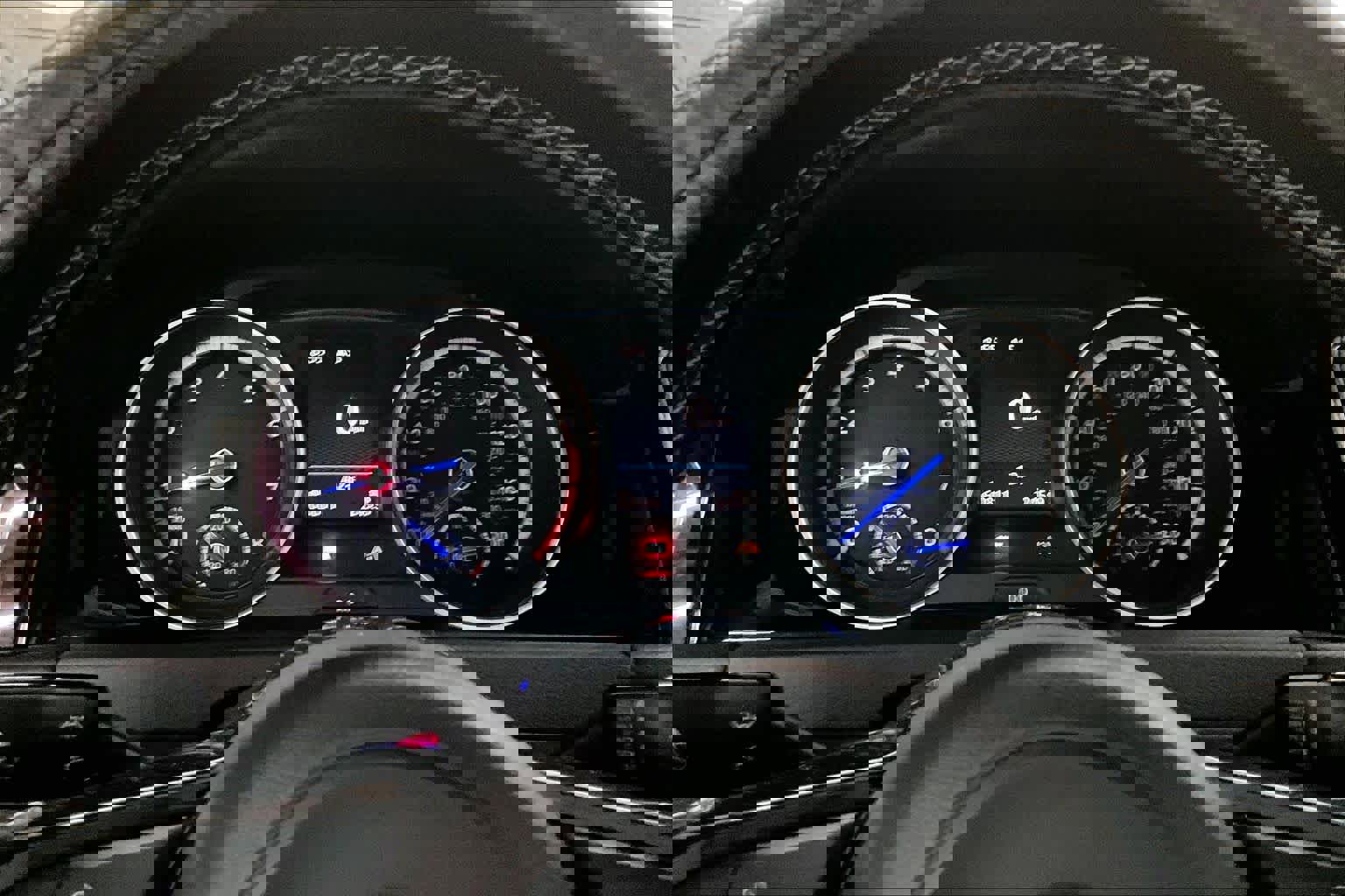 Used 2017 Volkswagen Golf R 4-Door image 22