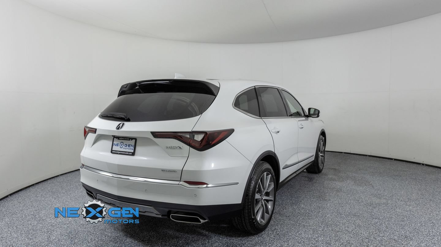 Used 2025 Acura MDX SH-AWD w/ Technology Package image 7