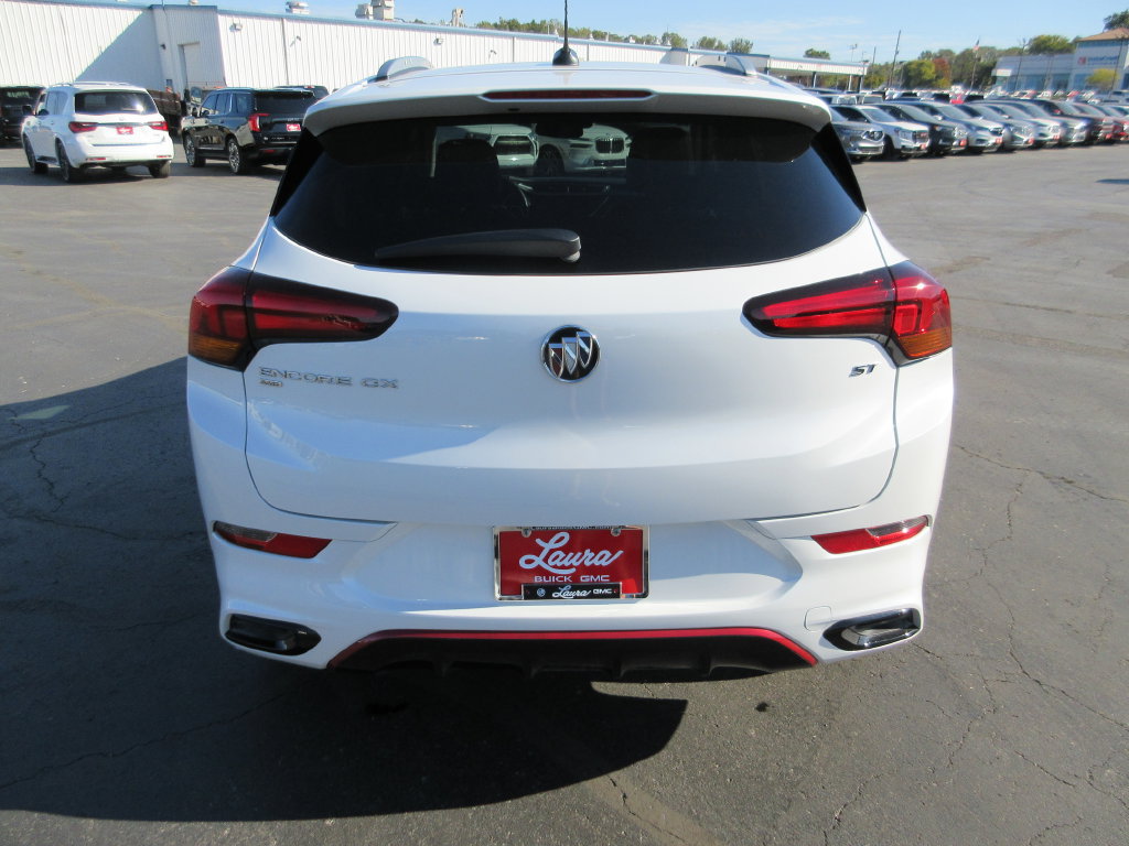 Certified 2021 Buick Encore GX Select w/ Sport Touring Package AWD/4WD image 7