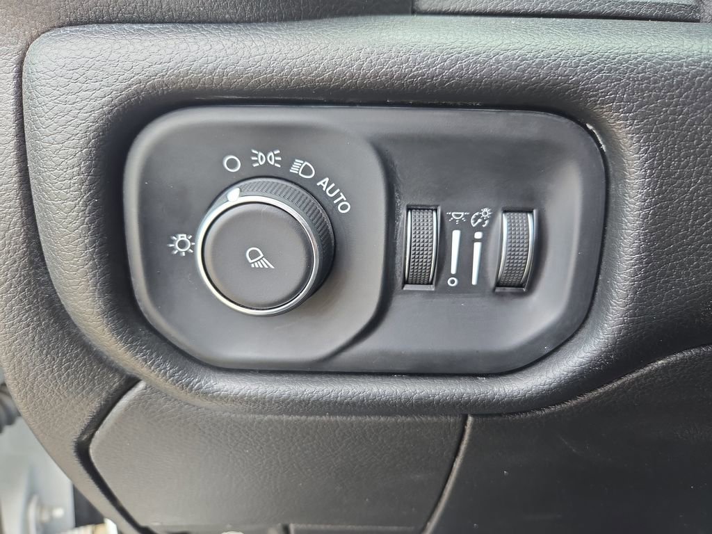 Used 2019 RAM 2500 Big Horn AWD/4WD image 27