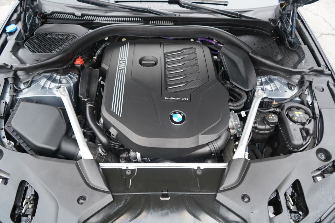 Used 2023 BMW 540i xDrive w/ M Sport Package image 77