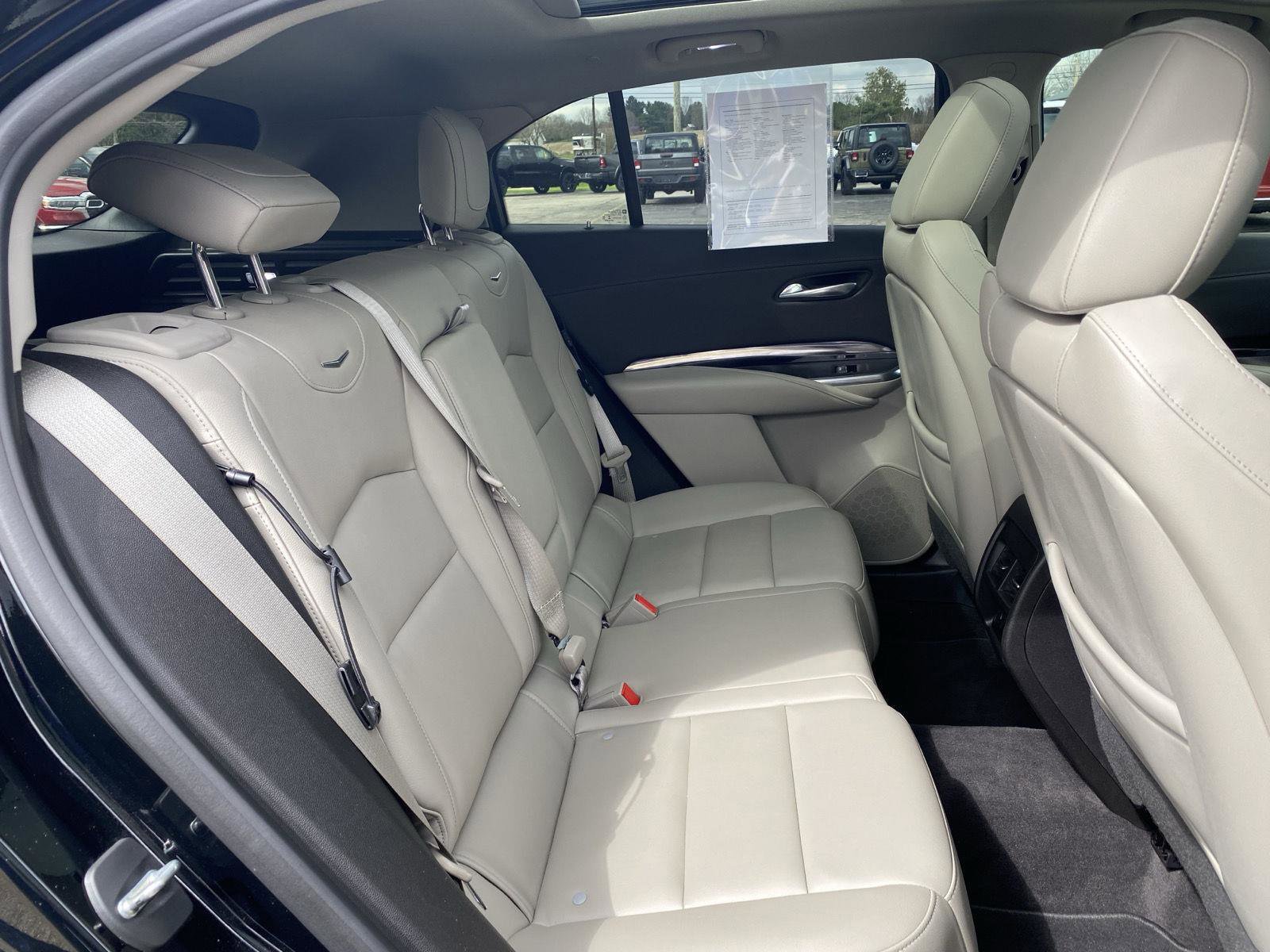 Used 2019 Cadillac XT4 Luxury w/ Cold Weather Package image 34