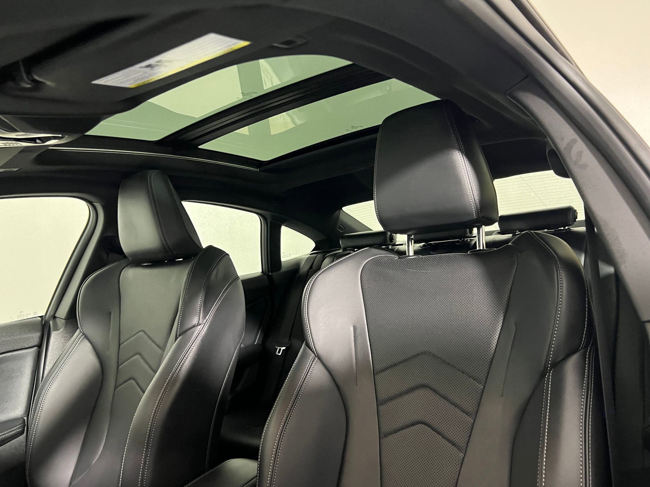 Used 2025 BMW M235i xDrive w/ Premium Package AWD/4WD image 24