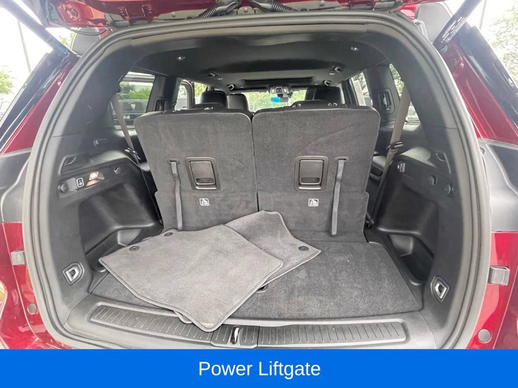 Used 2025 Jeep Grand Cherokee L Altitude AWD/4WD image 13