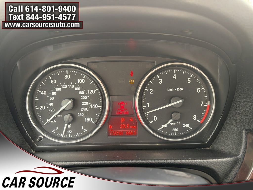 Used 2010 BMW 335i Convertible image 17