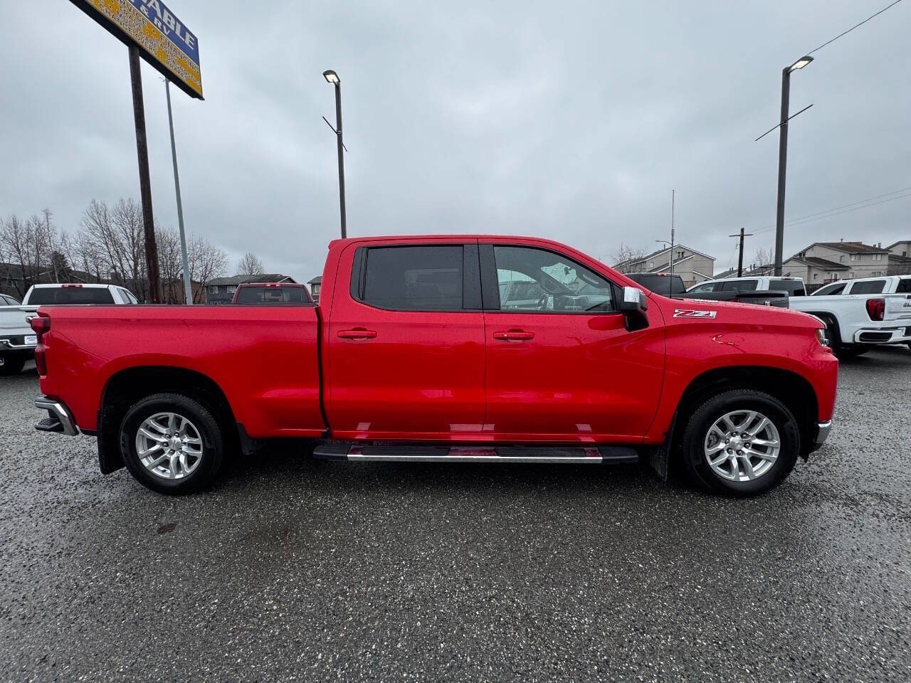 Used 2021 Chevrolet Silverado 1500 LT AWD/4WD image 18