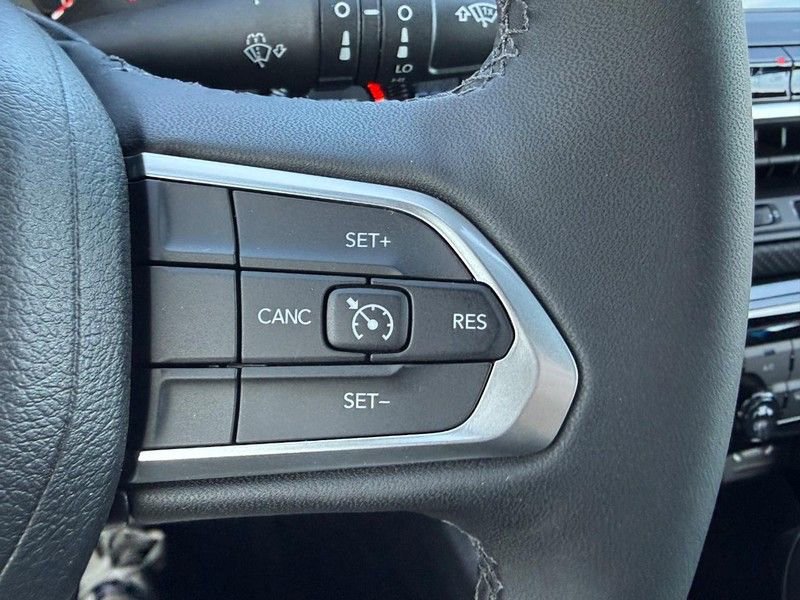 New 2026 Jeep Compass Latitude image 12