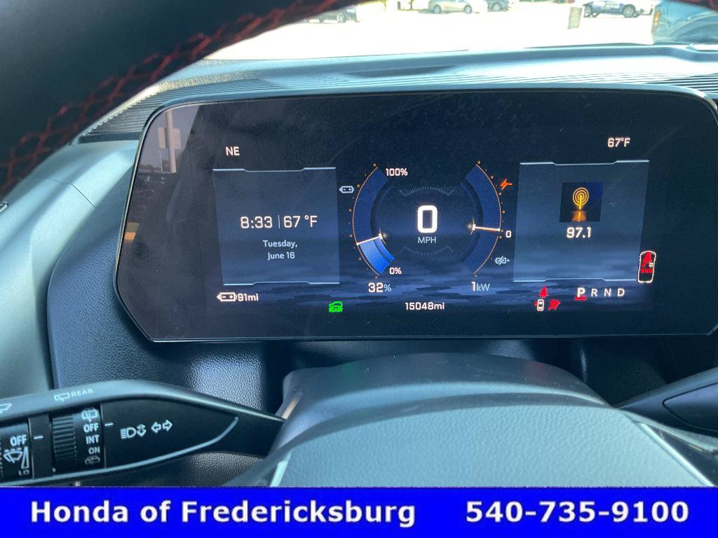 Used 2024 Chevrolet Equinox EV RS FWD image 33