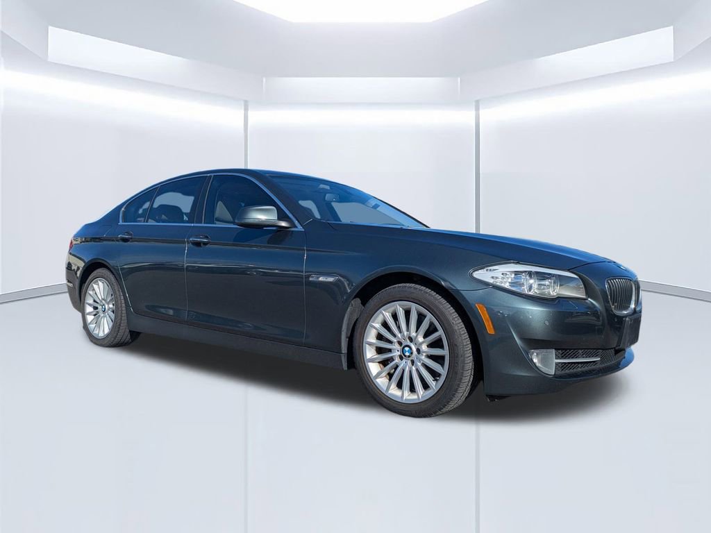 Used 2013 BMW 535i xDrive Sedan image 2