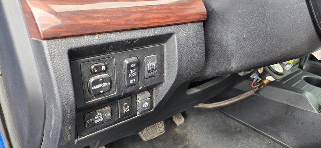 Used 2016 Toyota Tundra Limited w/ Limited Premium Package AWD/4WD image 19