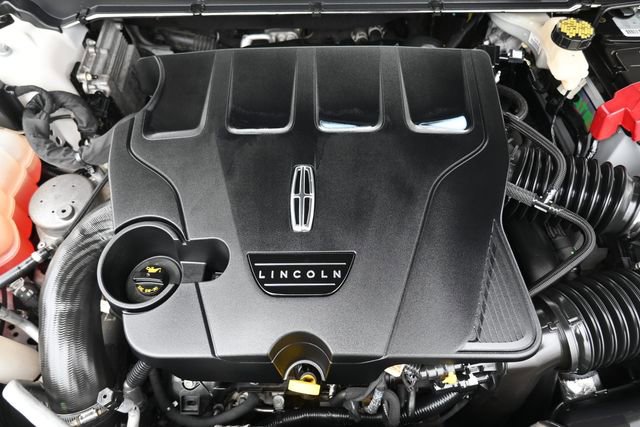 Used 2017 Lincoln Continental Reserve w/ Technology Package image 17