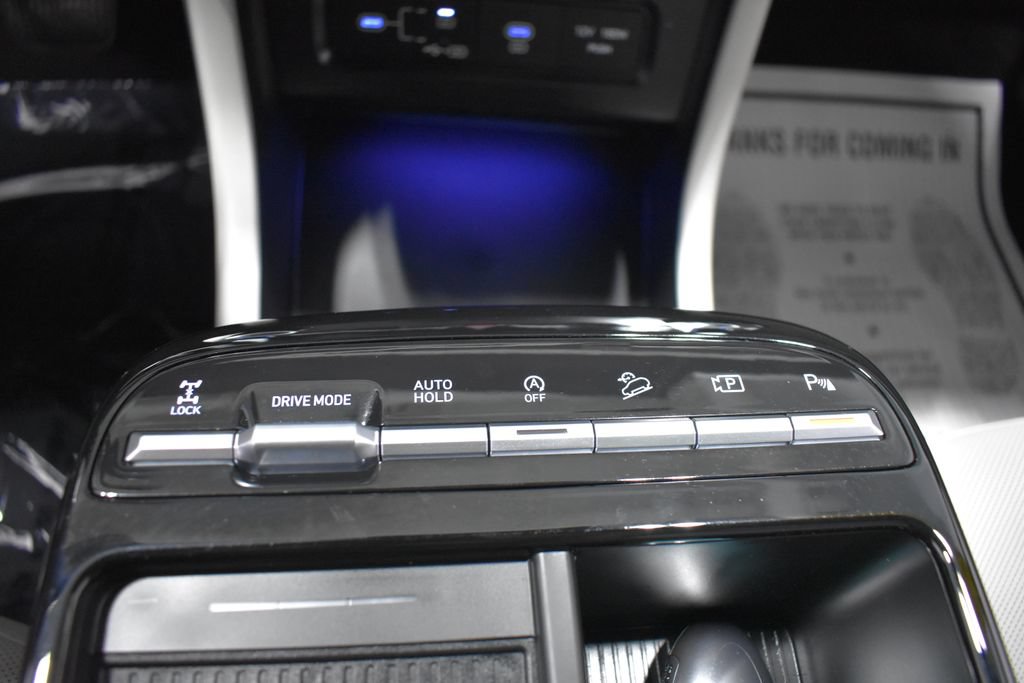 Used 2025 Hyundai Tucson Limited AWD/4WD image 22