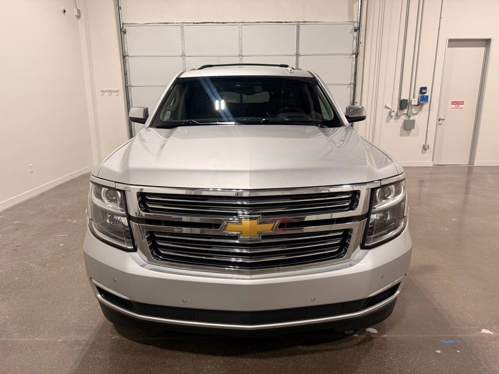 Used 2020 Chevrolet Suburban Premier w/ Premier Plus Edition image 2
