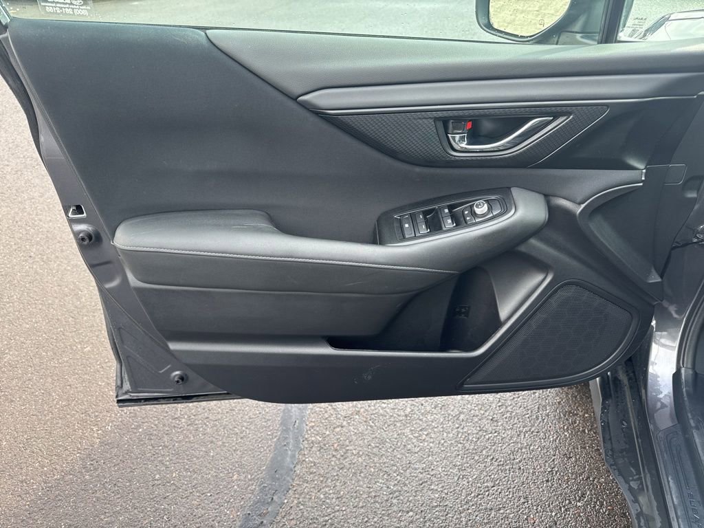 Used 2025 Subaru Outback Premium image 21