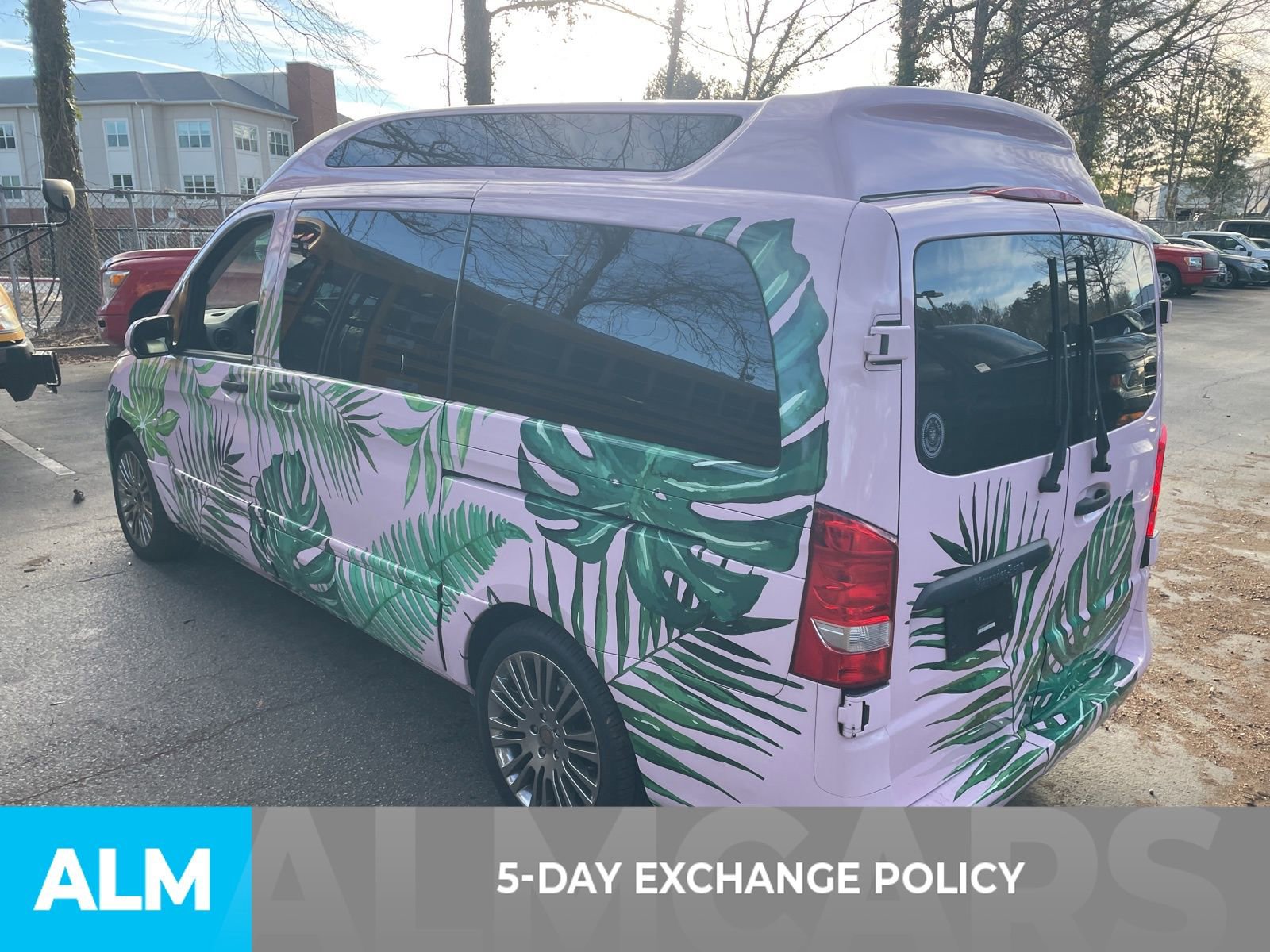 Used 2018 Mercedes-Benz Metris Passenger image 4