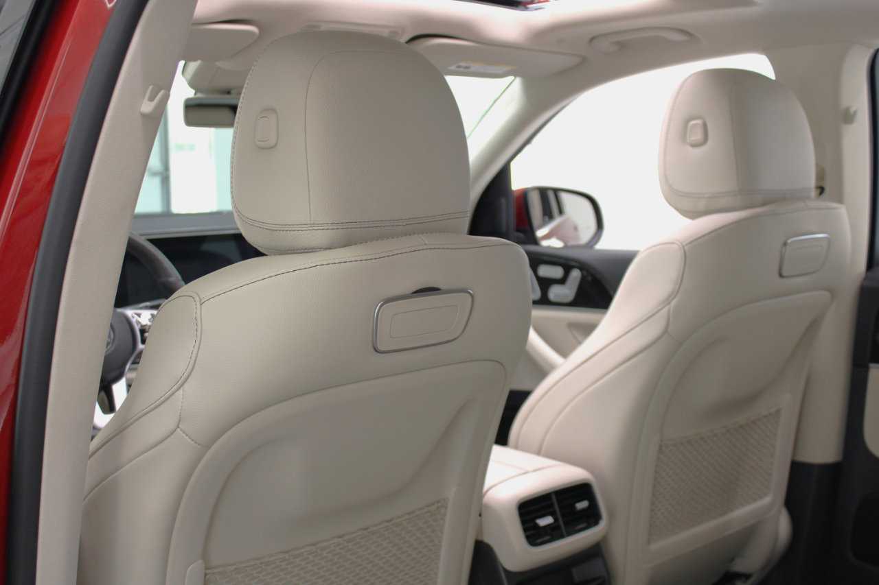 Used 2020 Mercedes-Benz GLE 350 w/ Premium Package image 37