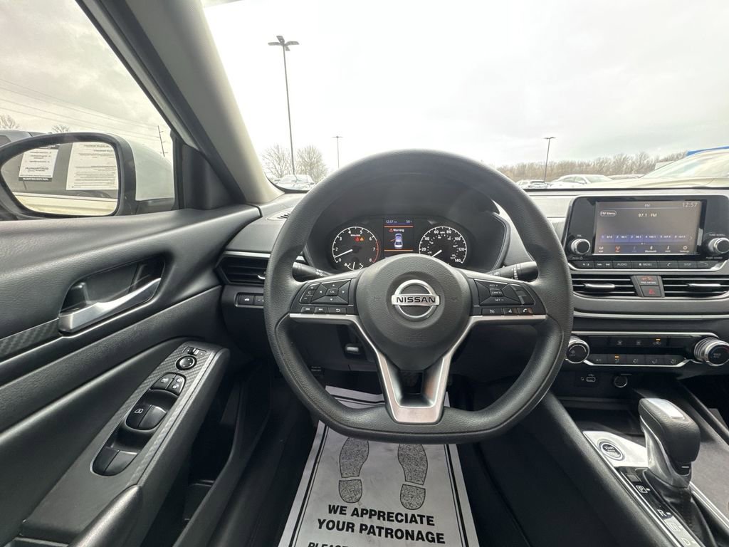 Used 2022 Nissan Altima 2.5 S image 14