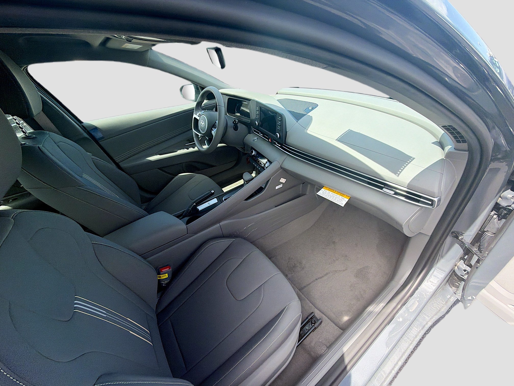 New 2026 Hyundai Elantra Sport FWD image 21