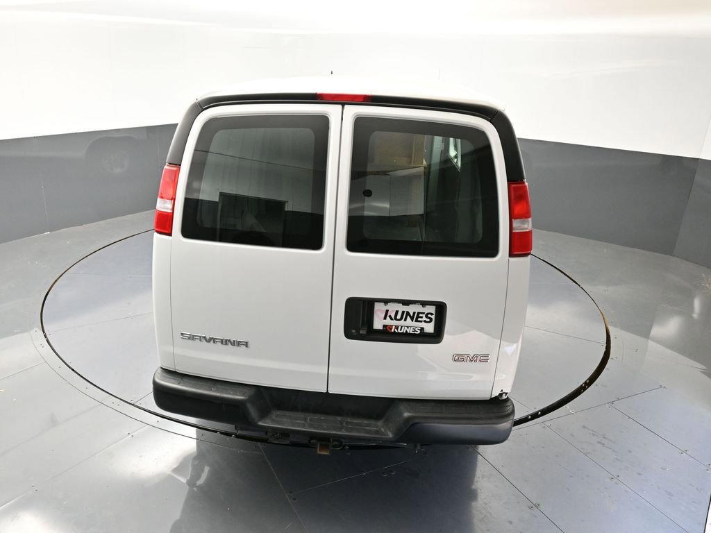 Used 2023 GMC Savana 2500 Extended w/ Enhanced Convenience Package image 61