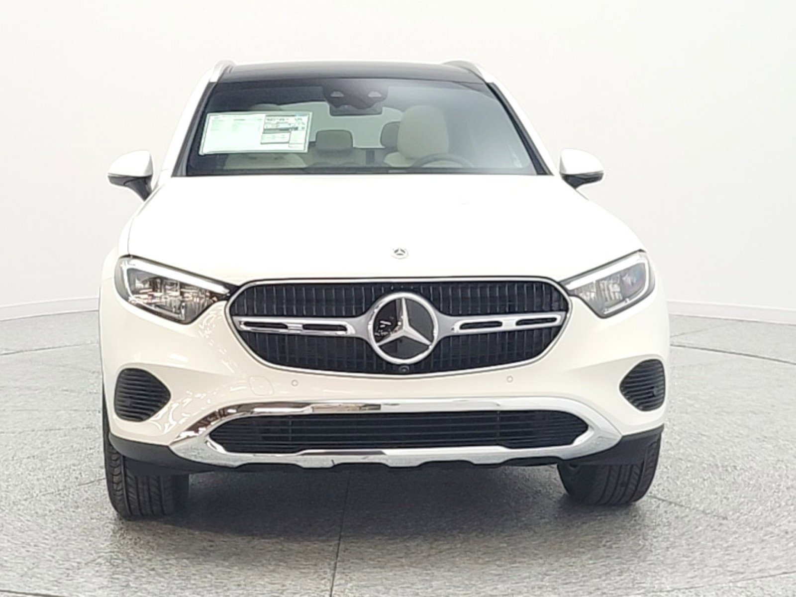 New 2026 Mercedes-Benz GLC 350e 4MATIC image 2