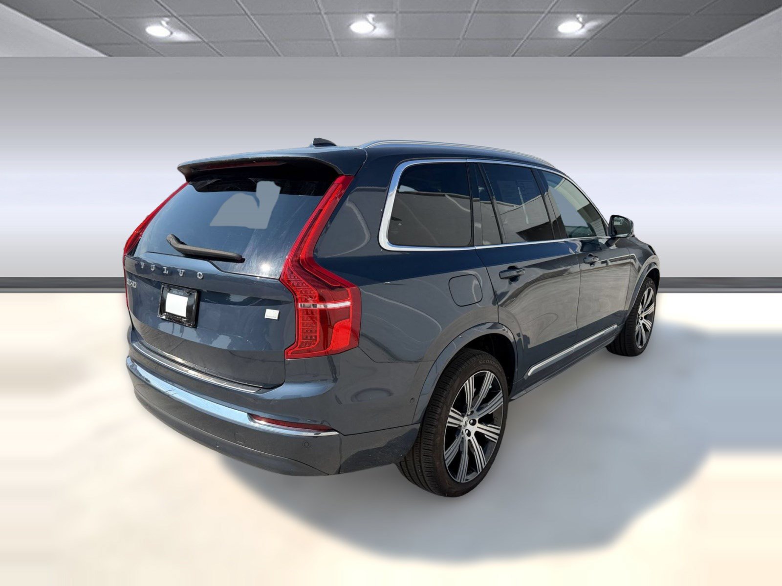 Used 2024 Volvo XC90 T8 Plus w/ Protection Package Premier AWD/4WD image 9